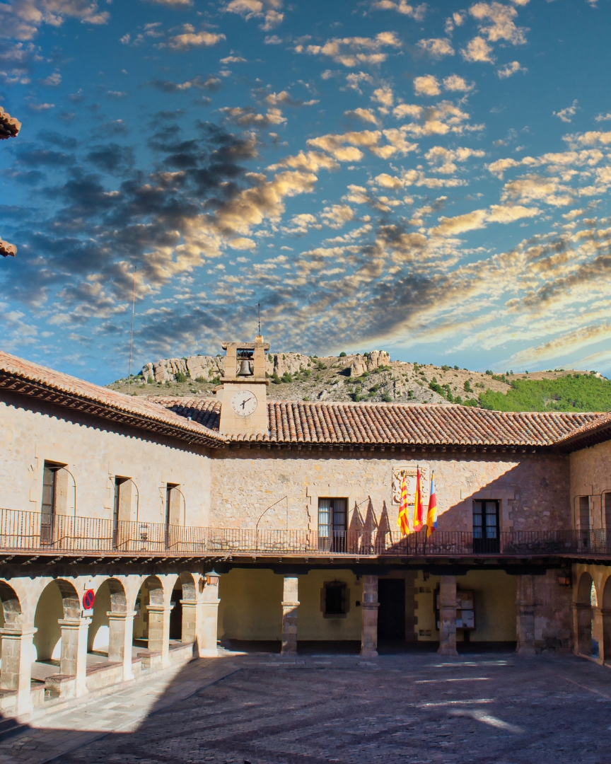 Plaza mayor de Albarracin